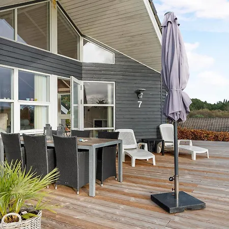 Feriehus In With 2 Bedrooms And Internet