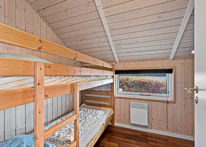 Feriehus In With 2 Bedrooms And Internet Ebeltoft