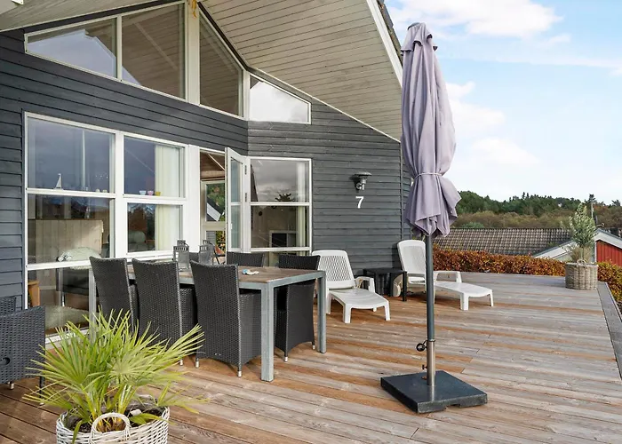 Feriehus In With 2 Bedrooms And Internet