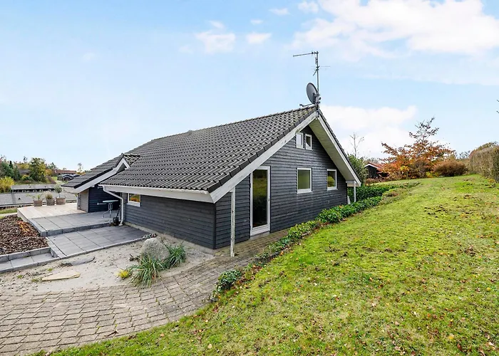 Feriehus In With 2 Bedrooms And Internet *